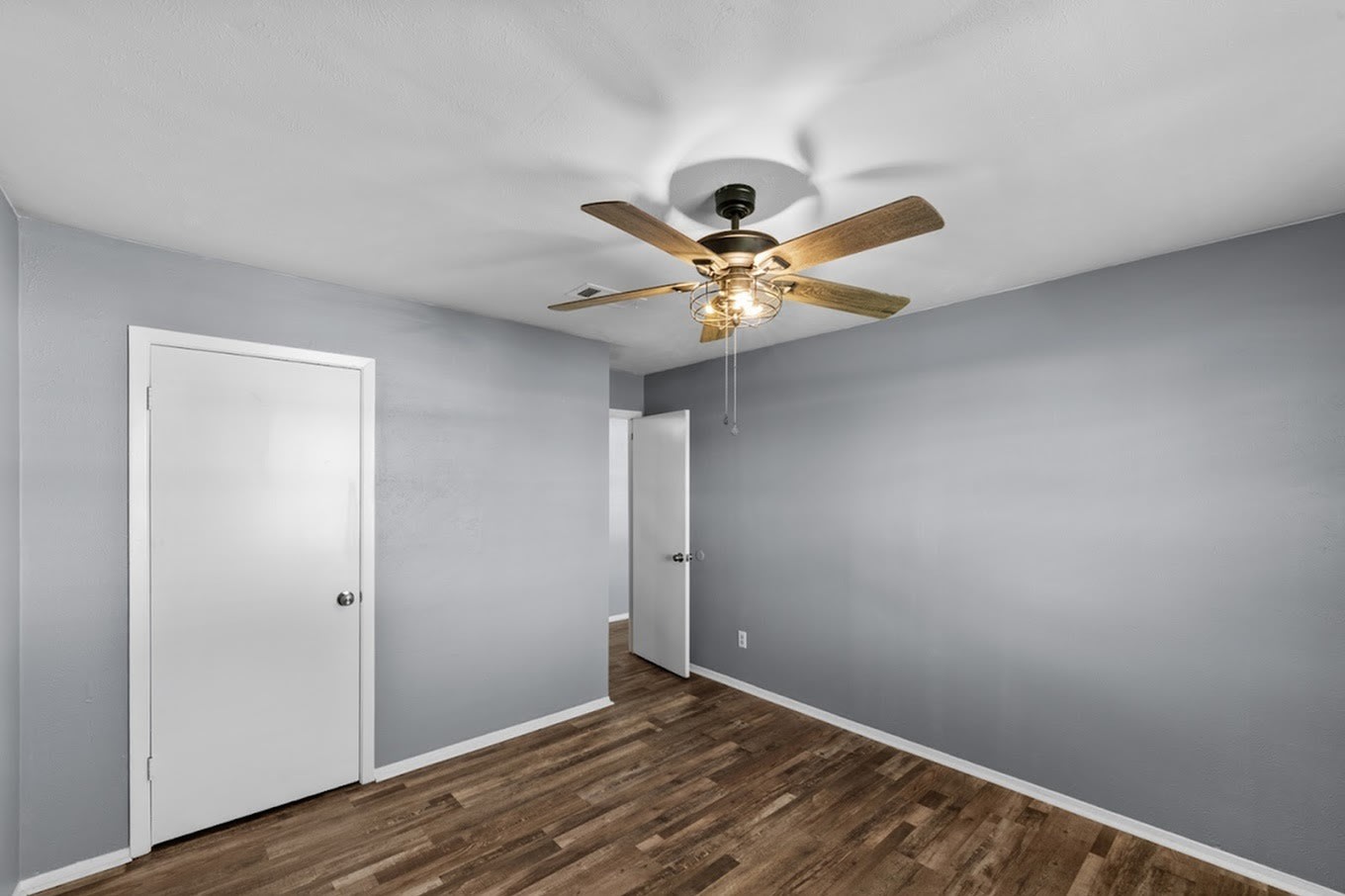 The Weston Apartments - Student Housing Image 3