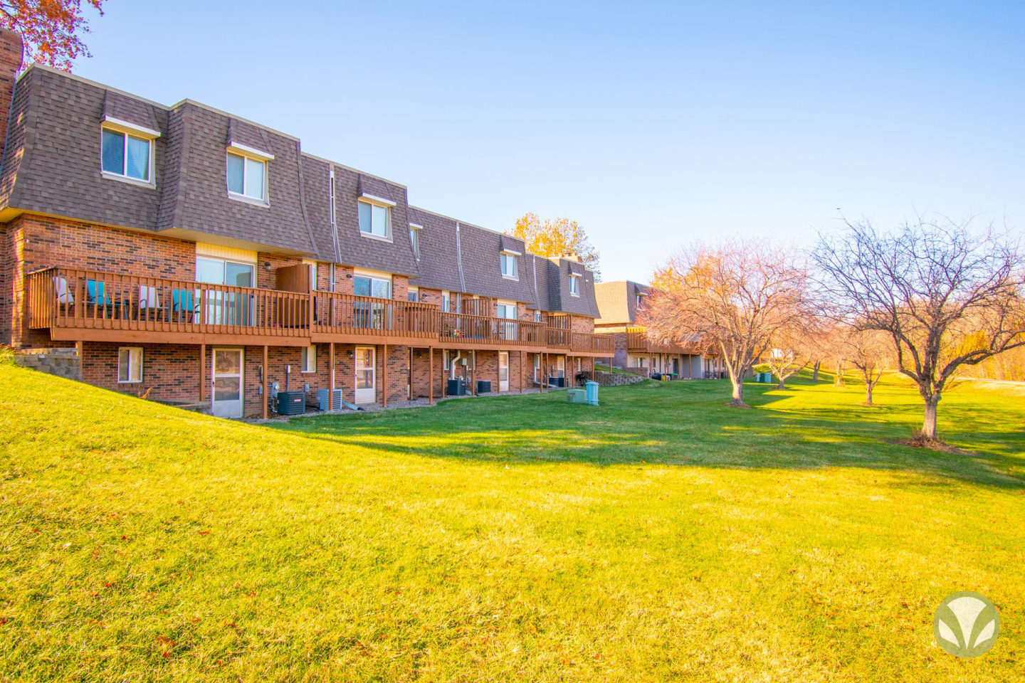 Chateau Townhomes Image 6