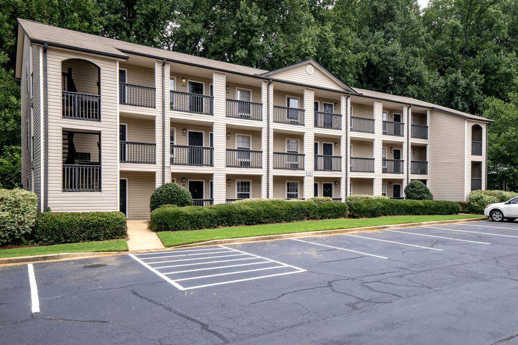 The Grove Apartments Image 5