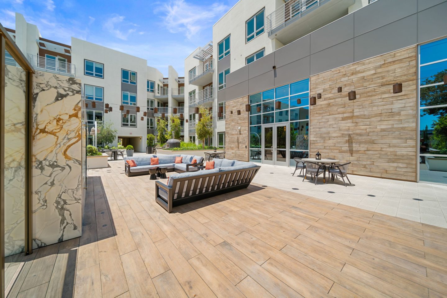 Halcyon House Image 77