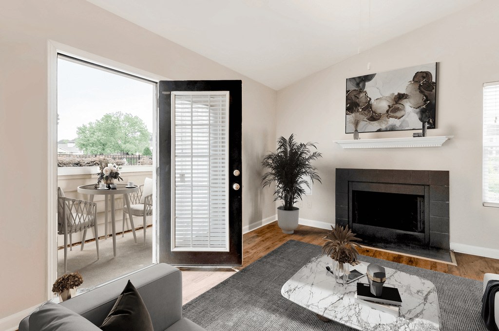 Affordable Housing - Central on the Green Apartment Homes Image 8