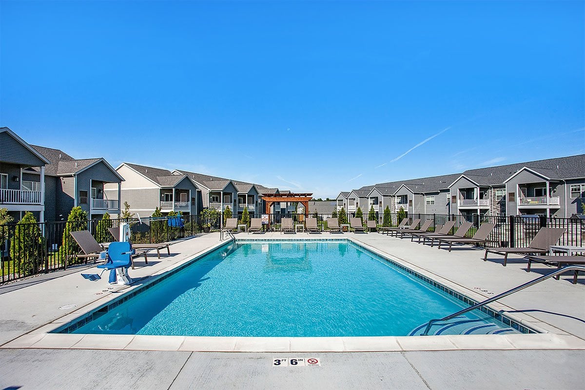 Meadow Creek Flats Apartments Image 2