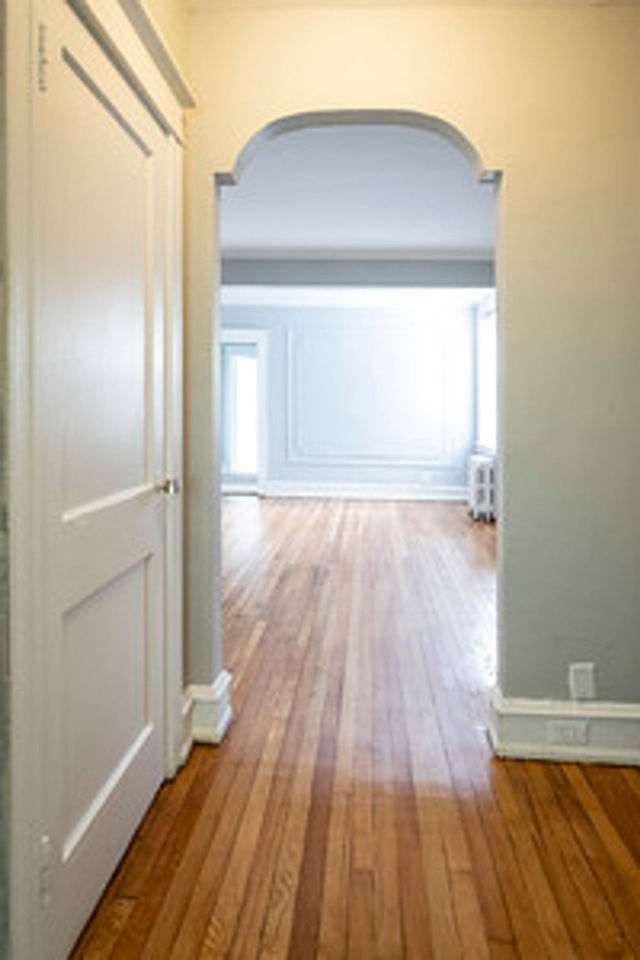 English Manor Image 6