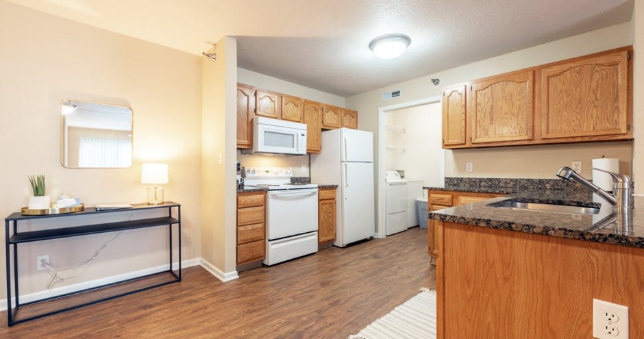 Polo Club Apartments Image 25