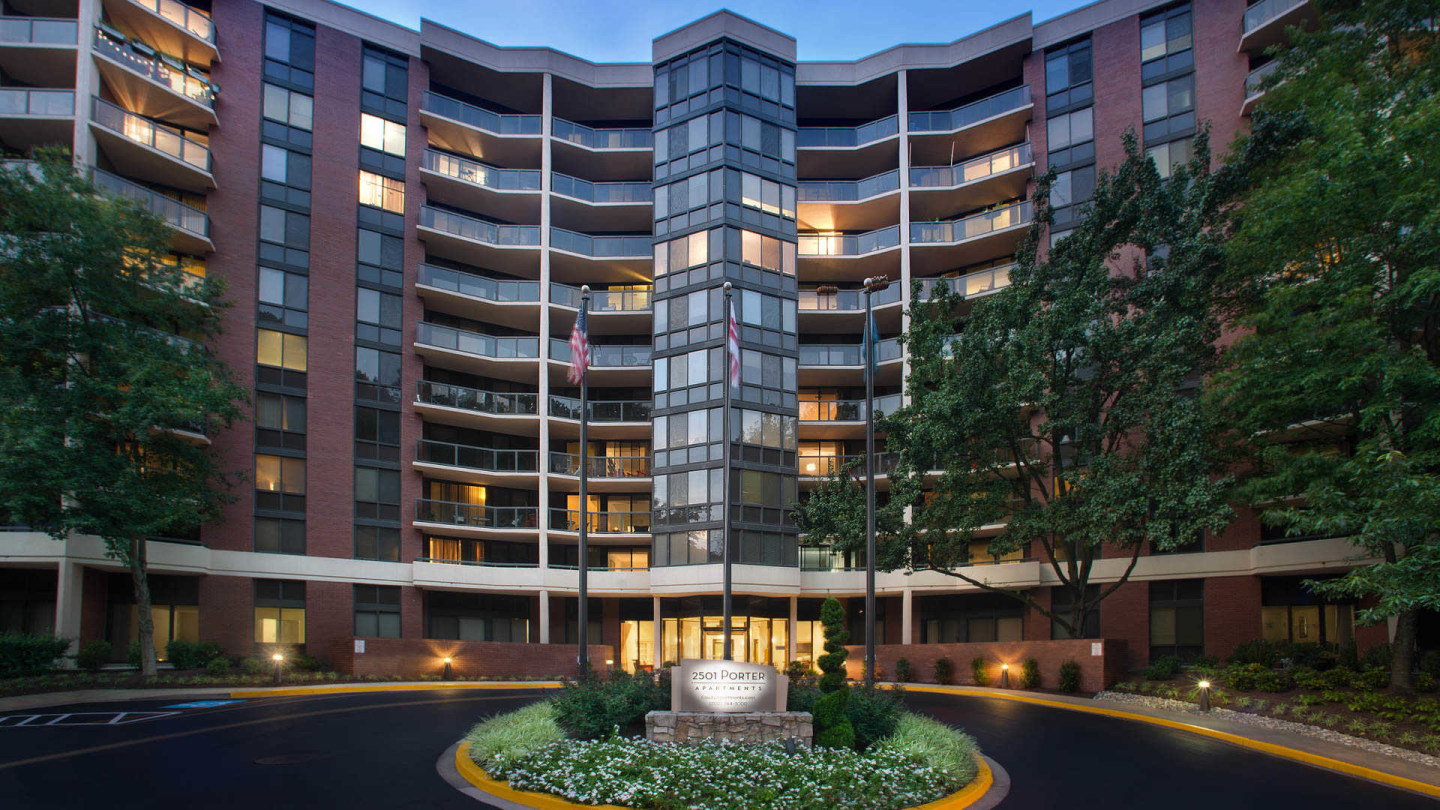 2501 Porter Image 10