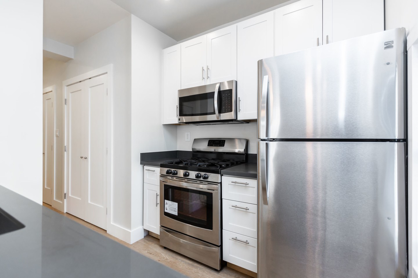 355 Laguna Street Image 5