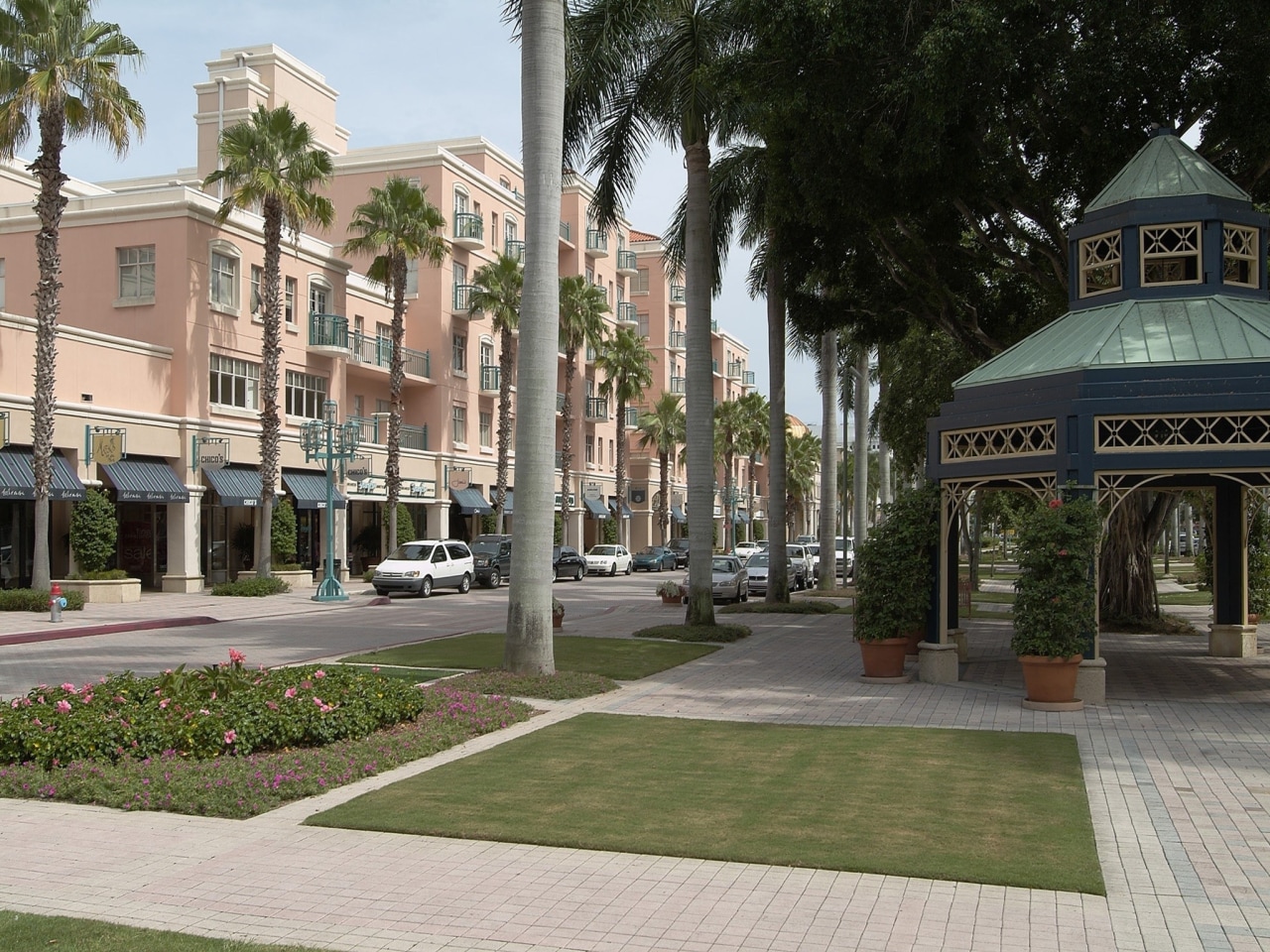 Mizner Park Apartments Image 22