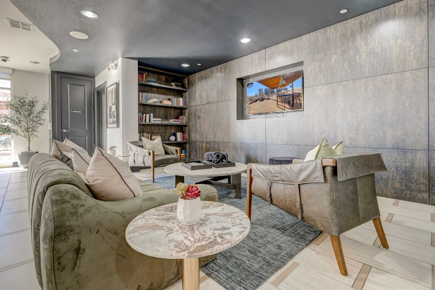 Moda Luxury Apartments Image 18