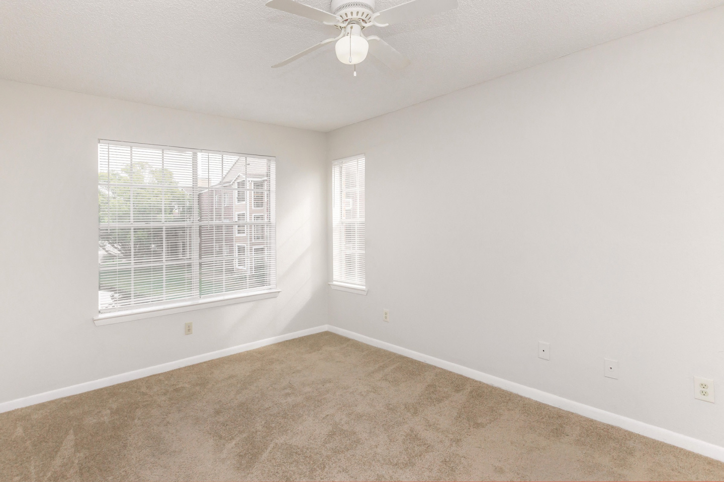 Regency Gardens Condos Image 10