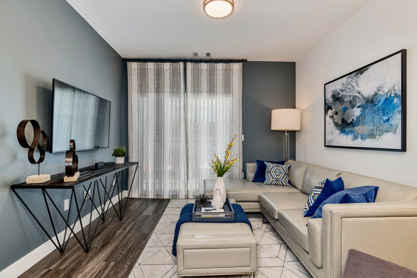 West Line Flats Image 8