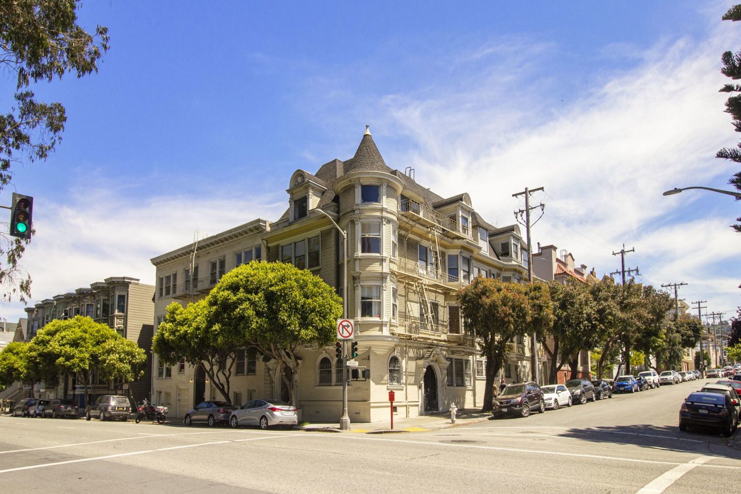 Oak Shrader Apartments Image 18
