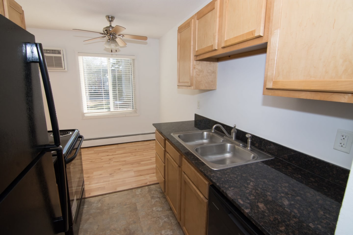 2741 Pillsbury Image 11