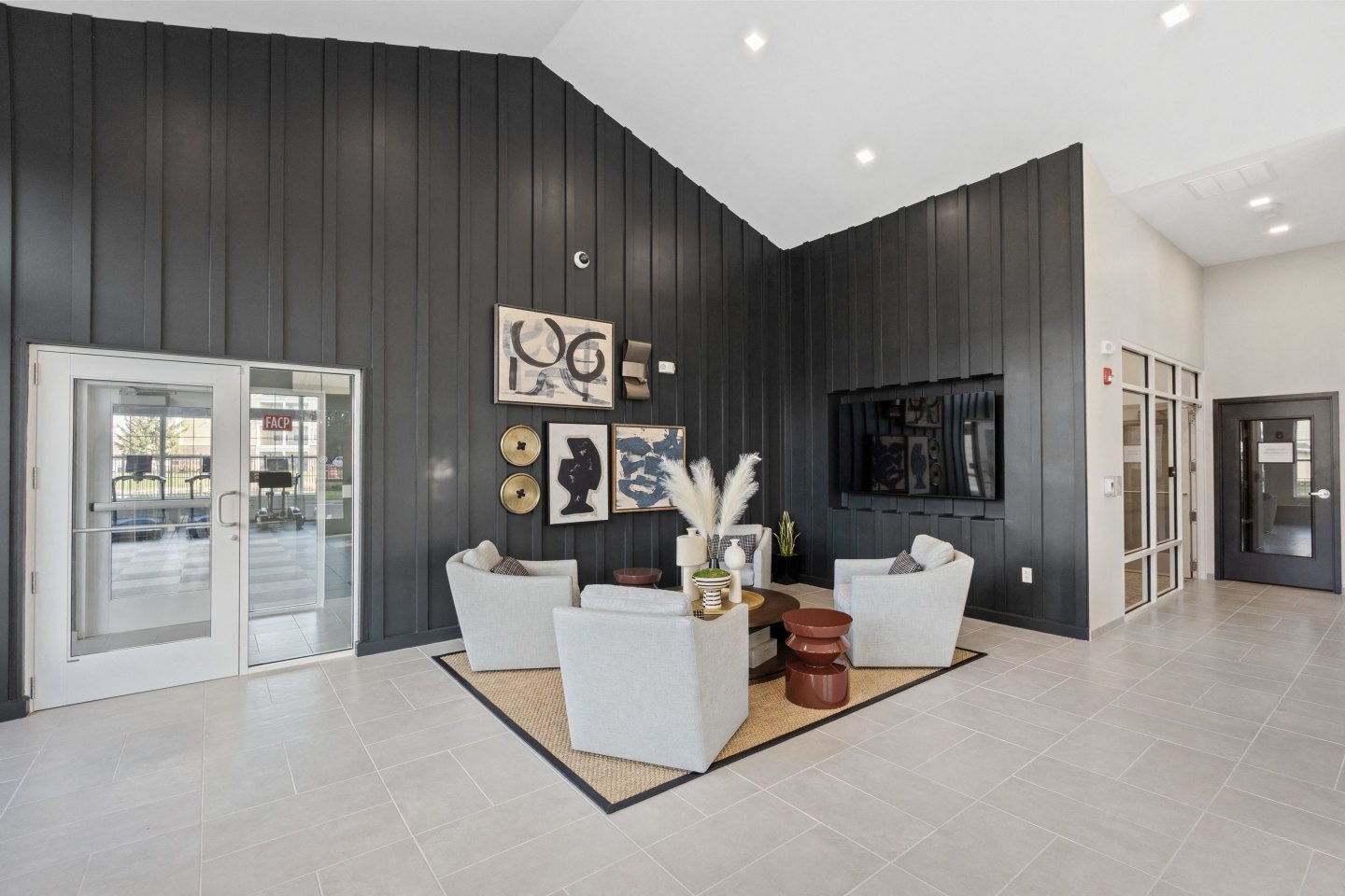 Center Point Apartments Image 12