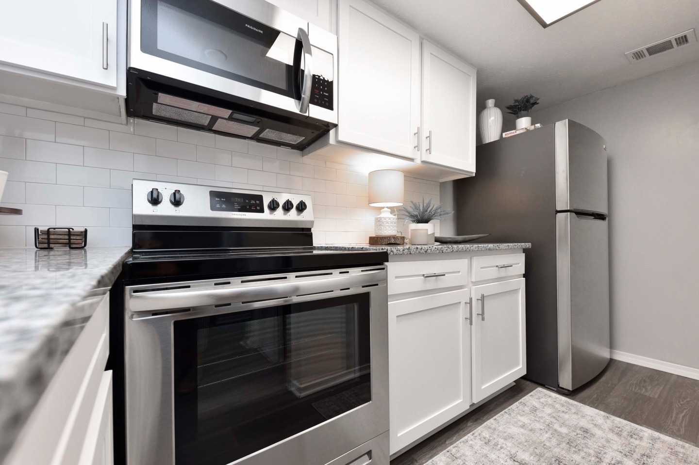 The Huntley Apartment Homes Image 2