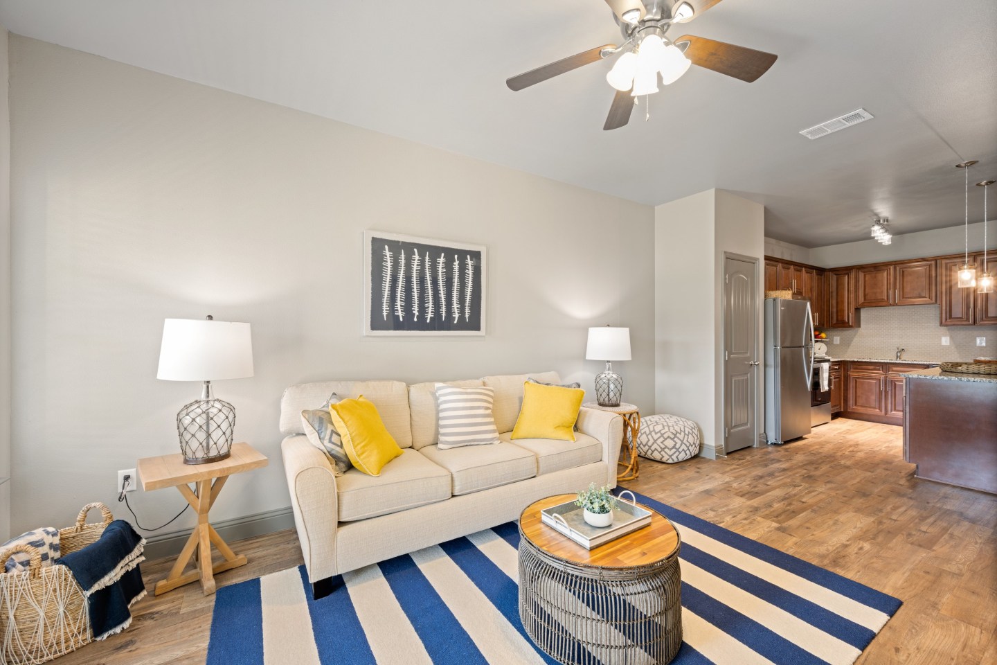 Lake Villas Apartments Image 7