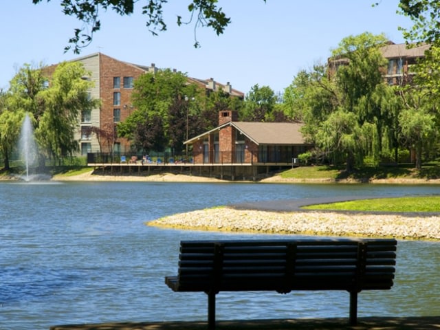 Woodland Creek Luxury Apartments Image 17