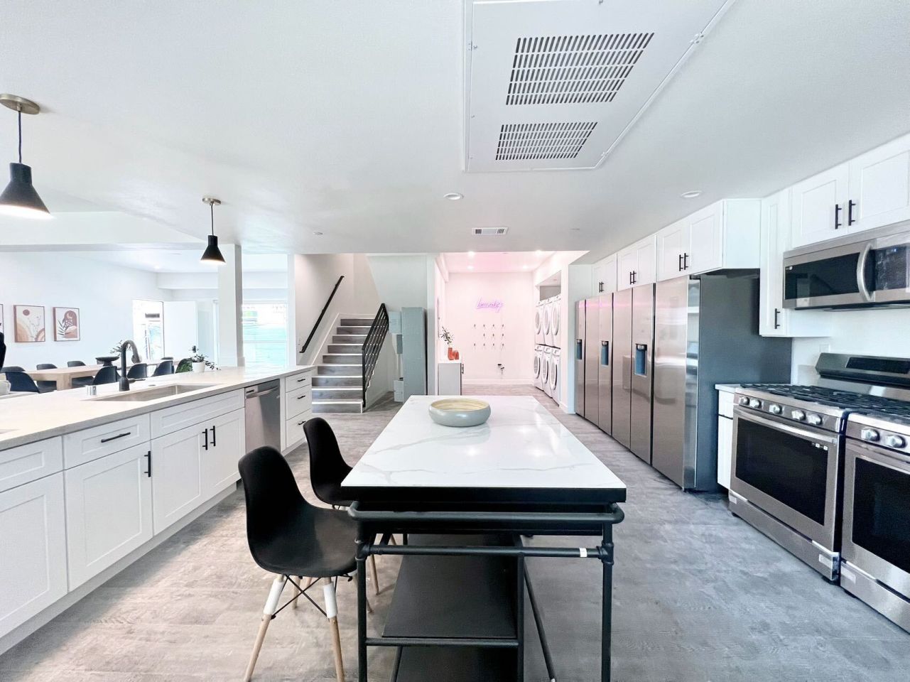 1439 W 37th Drive - Co-Living Image 4