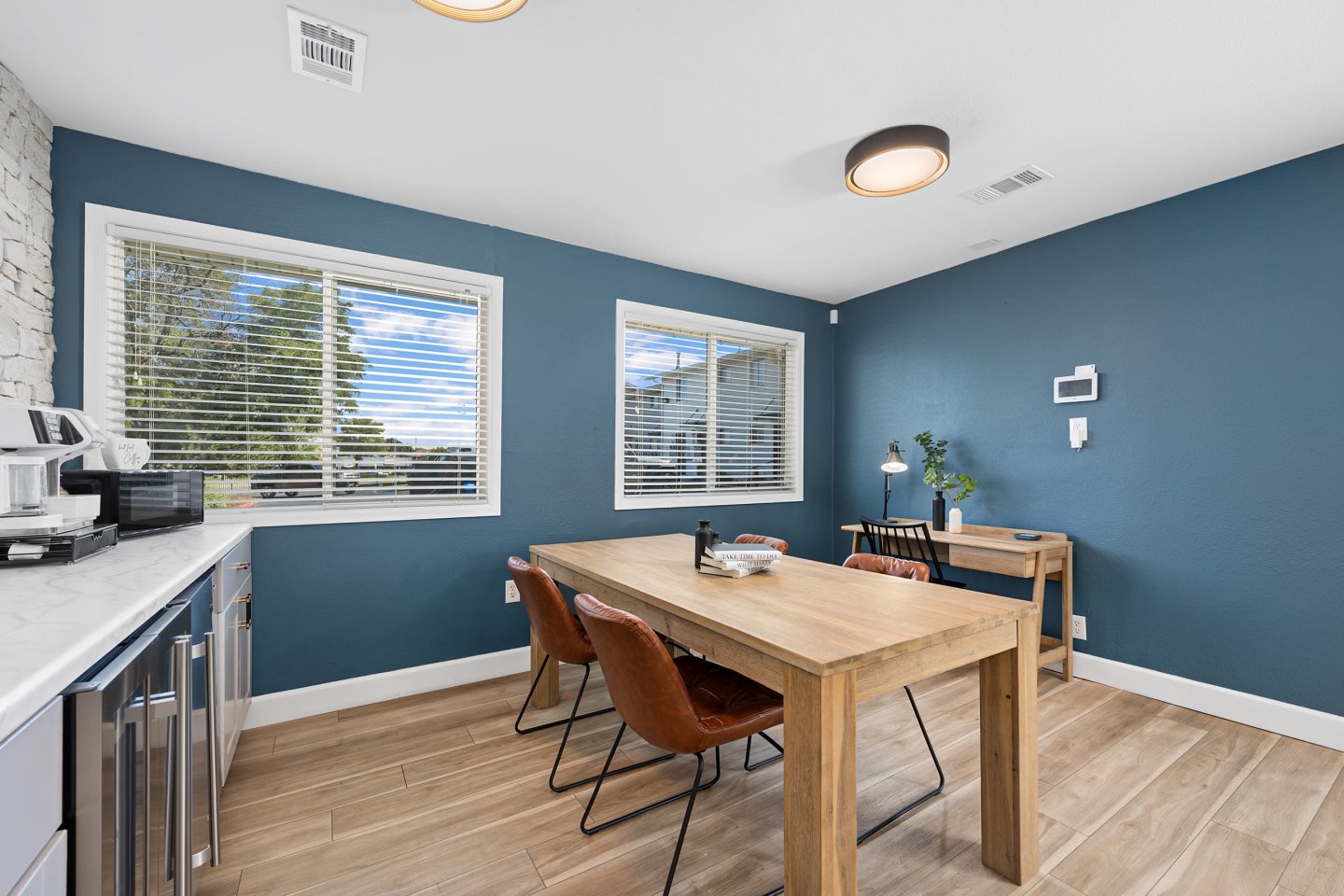 Fairview Apartments & Townhomes Image 12