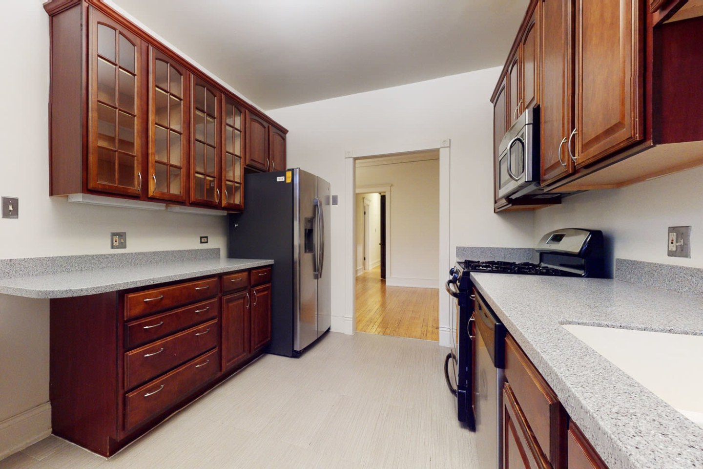 1413-15 E 53rd Image 6