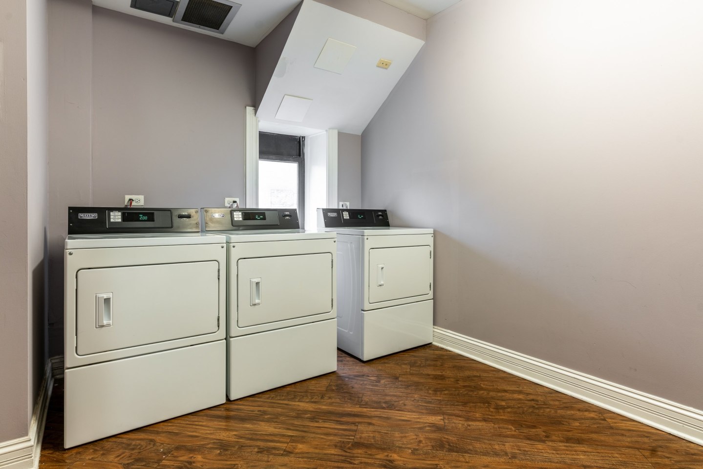Somerset Place Apartments Image 3