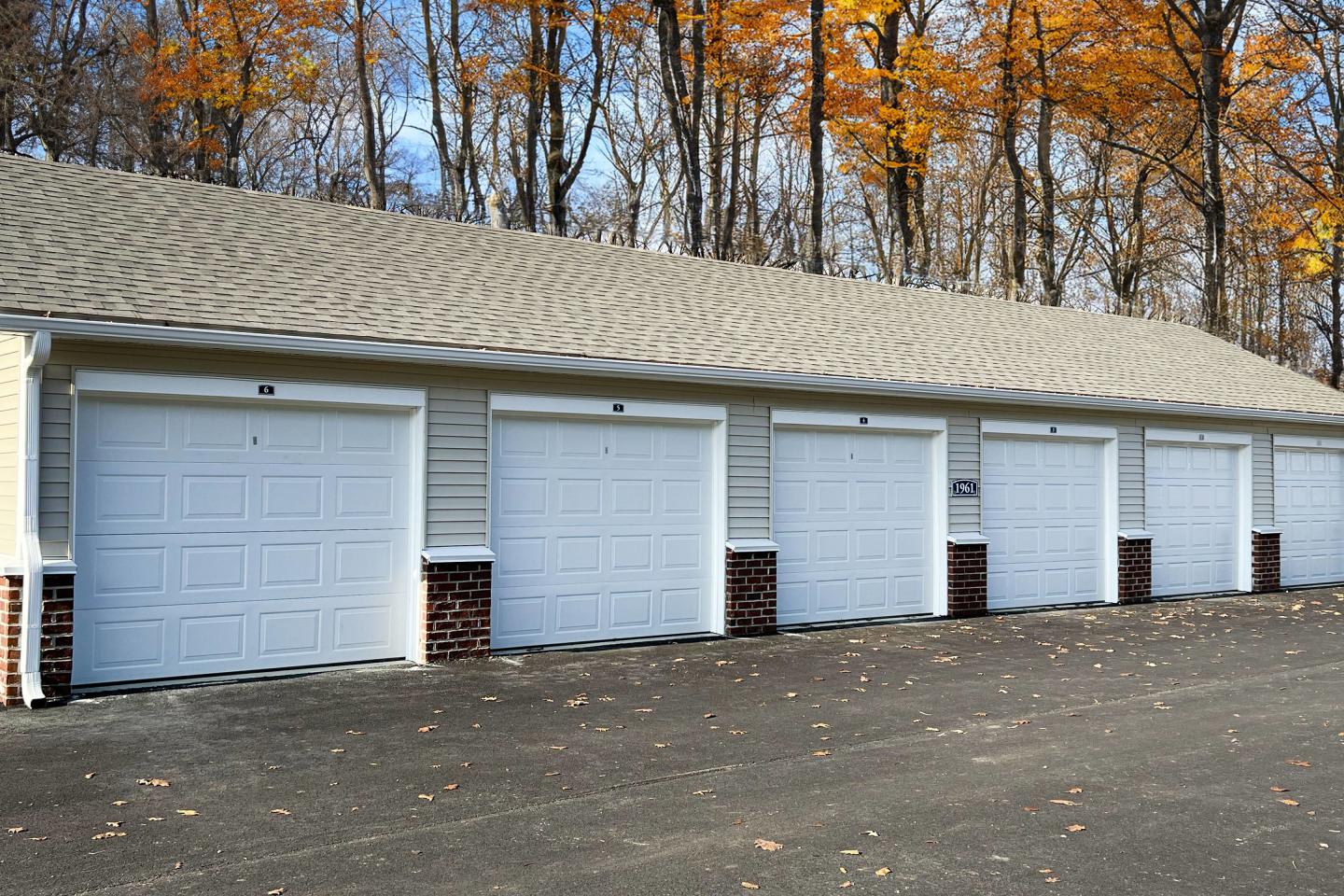 Brookfield Village Image 17