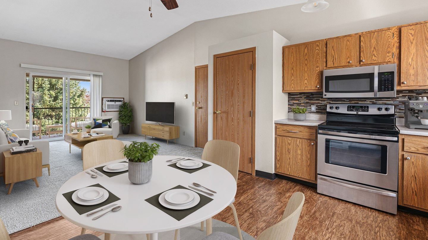Pointe West Apartments Image 3