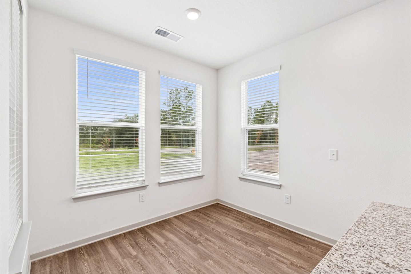 Alera at Hunters Glen Image 9