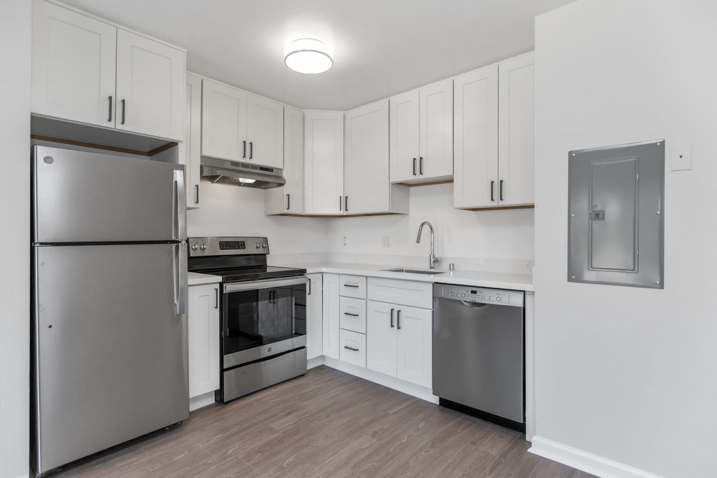 3440 20th St Image 14