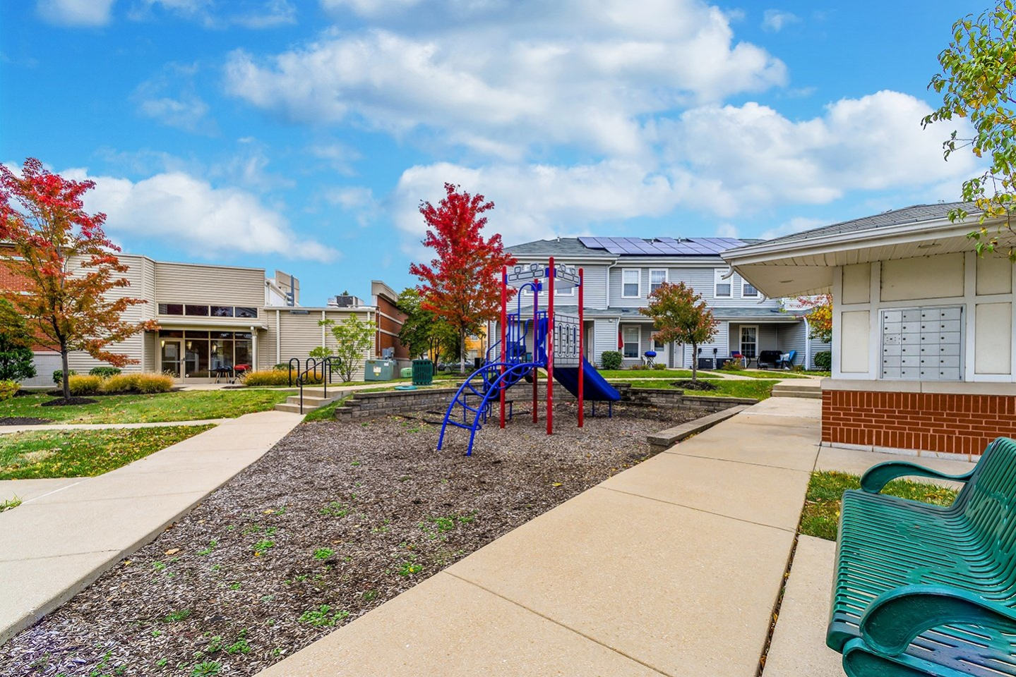 Renaissance Place at Grand Apartments Image 7