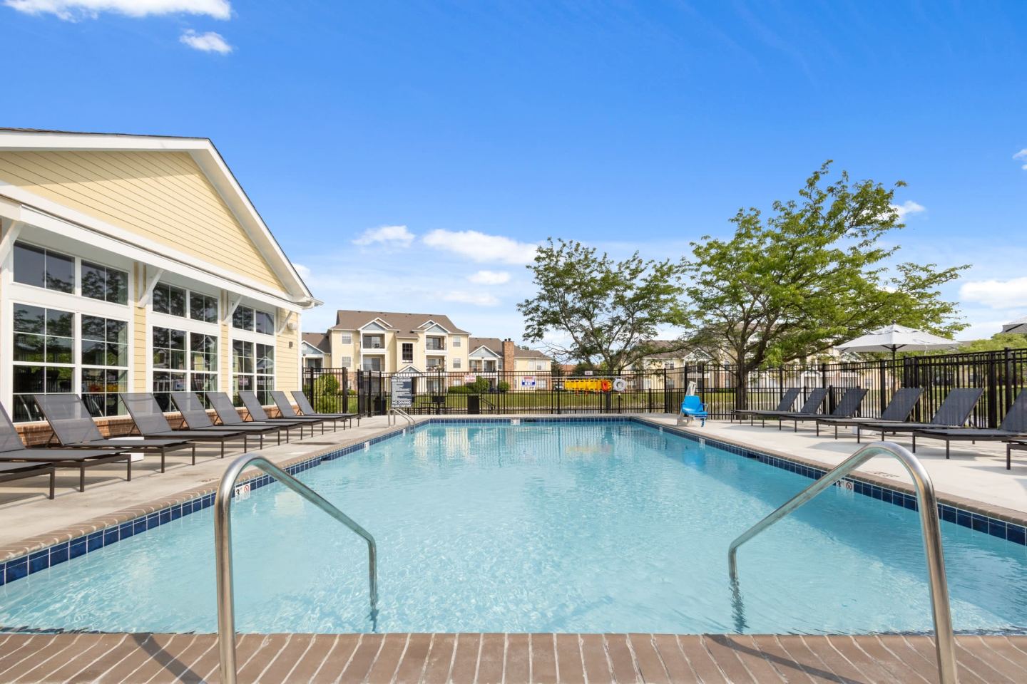Center Point Apartments Image 31