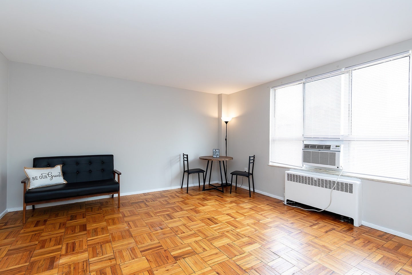 Washington Place Apartments Image 4