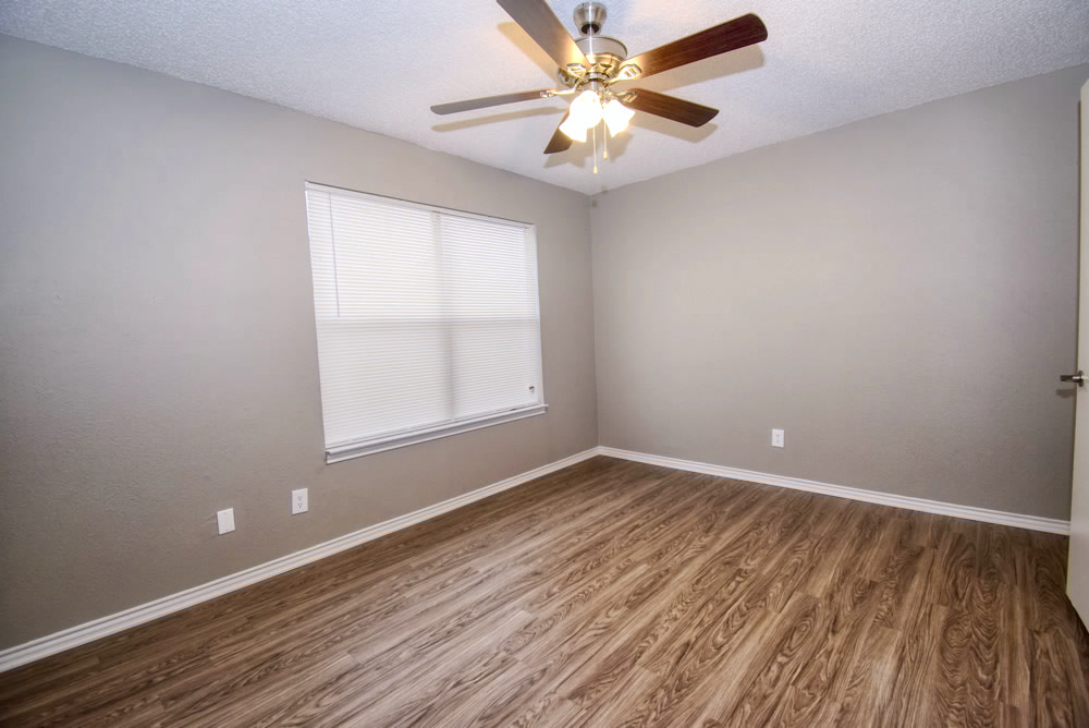Trinity Pines Apartments Image 11