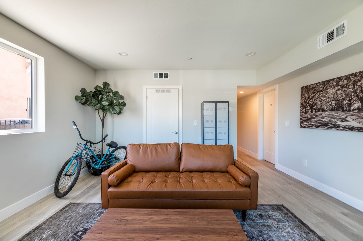 1458 37th Place - Co-Living Image 6