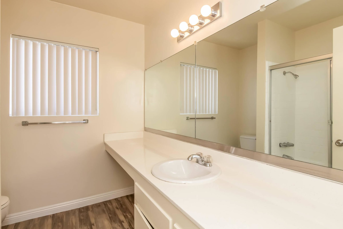 Ocean West Apartments Image 27