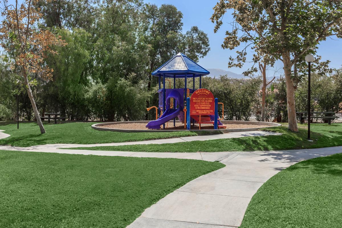 Riverpark apartment homes Image 15