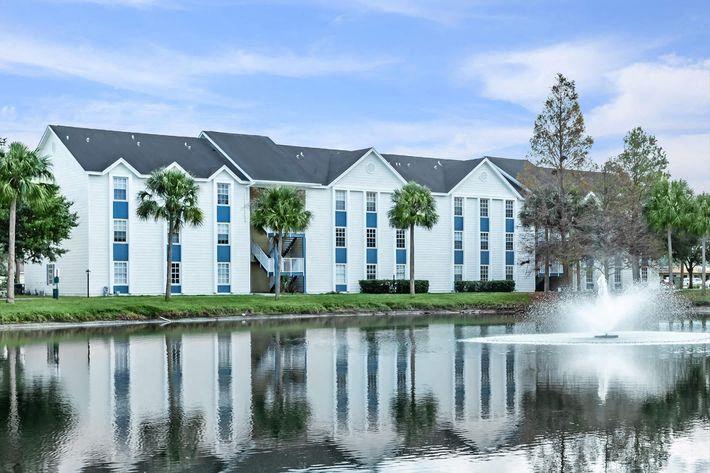 Summer Lake Villas Image 24