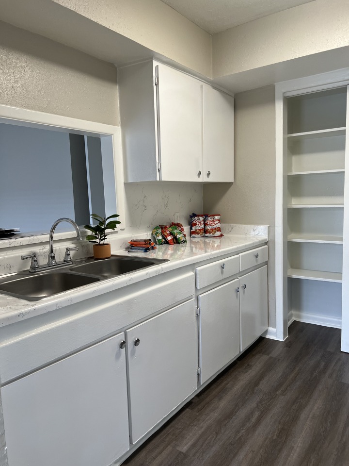 Fieldstone Apartments Image 3