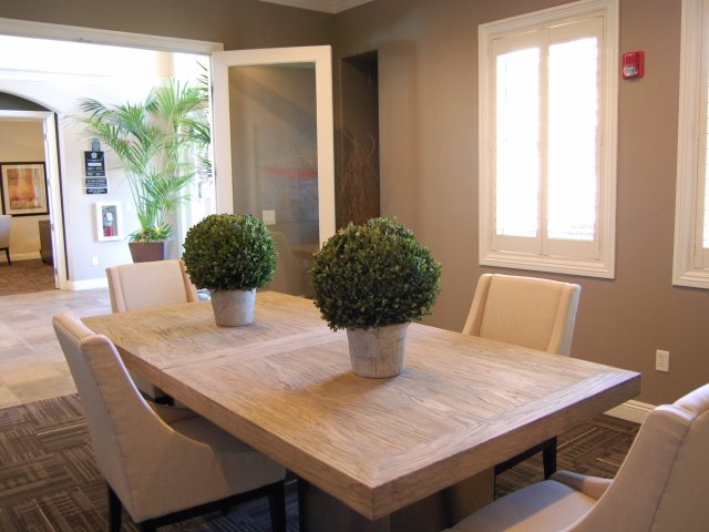 Pinnacle at Galleria Luxury Apartments Image 21