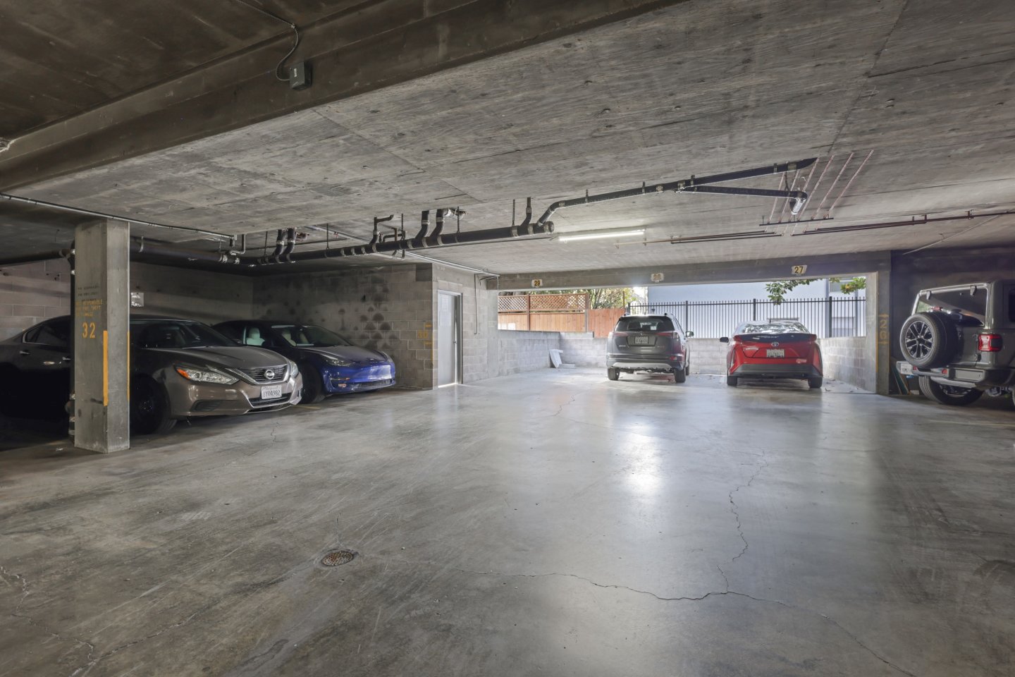 2520 College Avenue Image 16