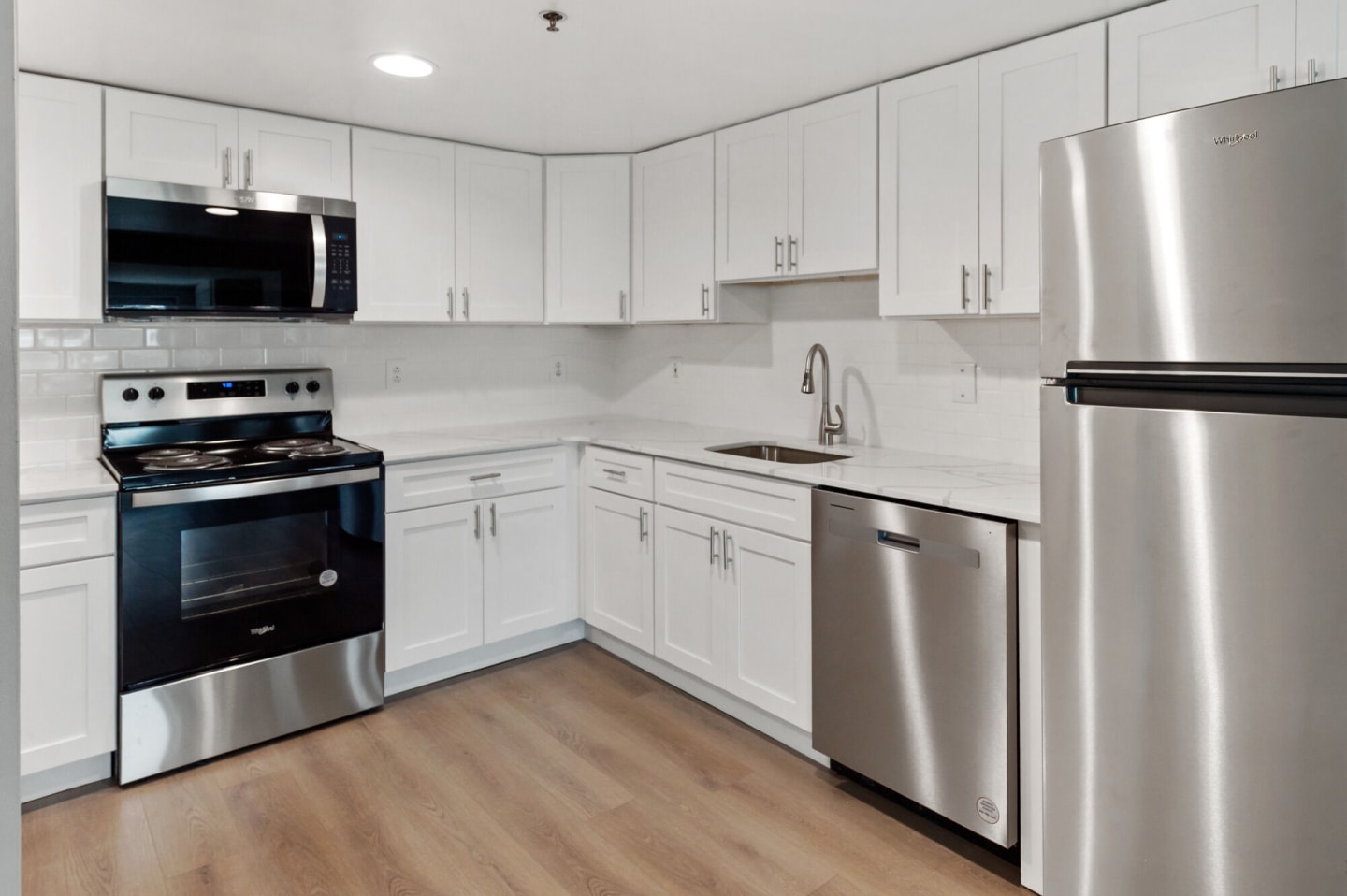 Cherry Hill Towers Image 7