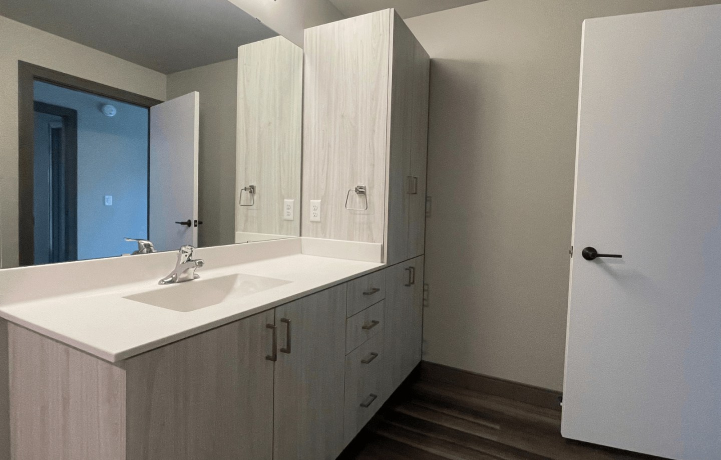 Park Cedar Apartments - Affordable Housing Image 22