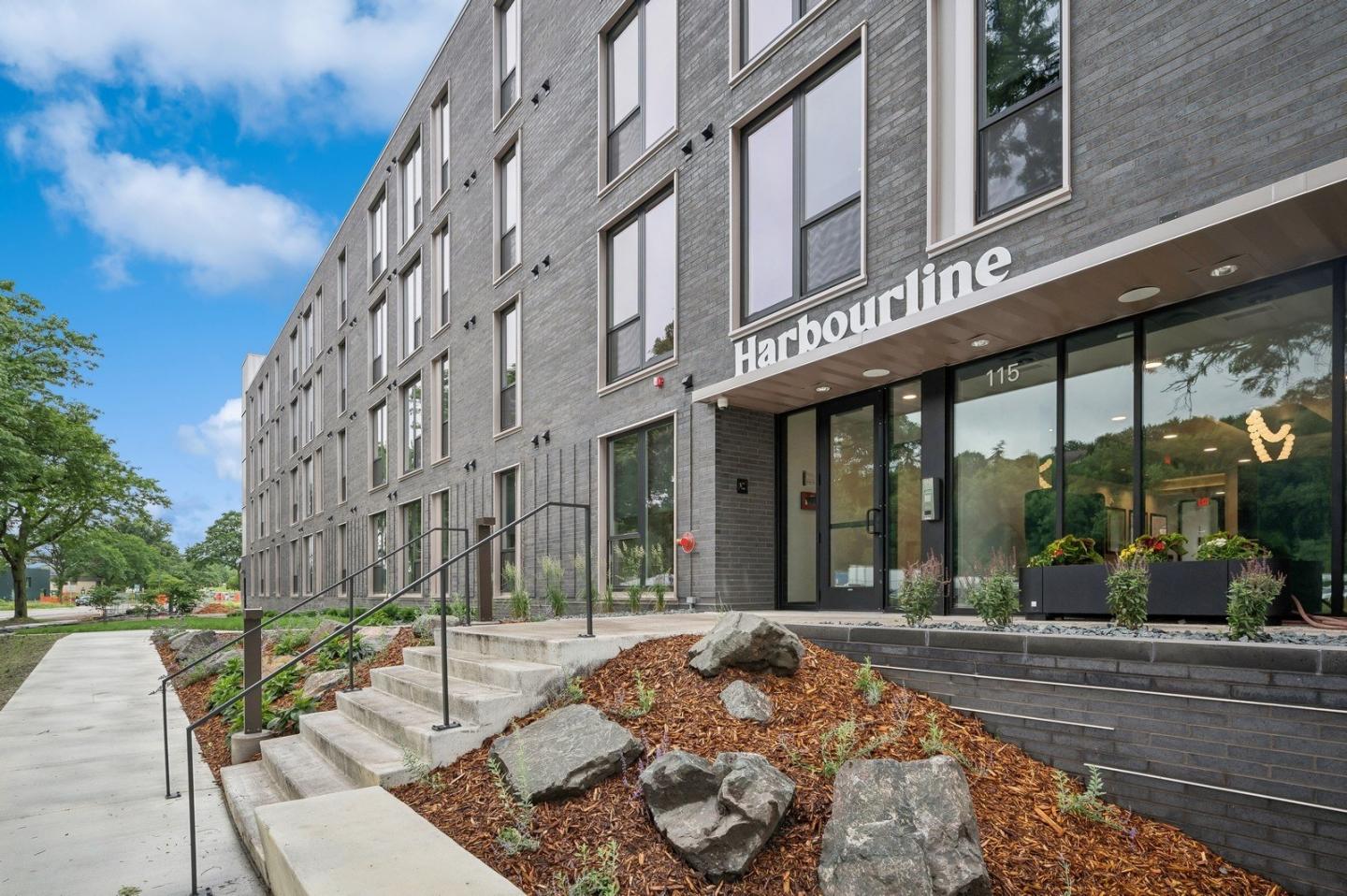 Harbourline Apartments Image 38