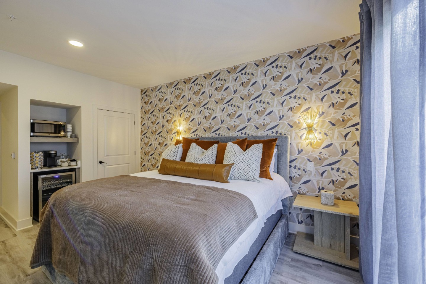 Forena Luxury Living Image 18
