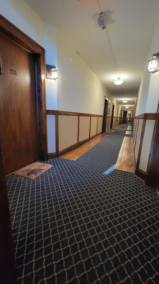 225 Place Apartments Image 36