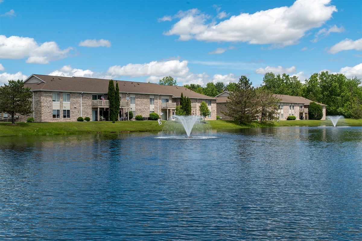 Beacon Lake Apartments Image 23