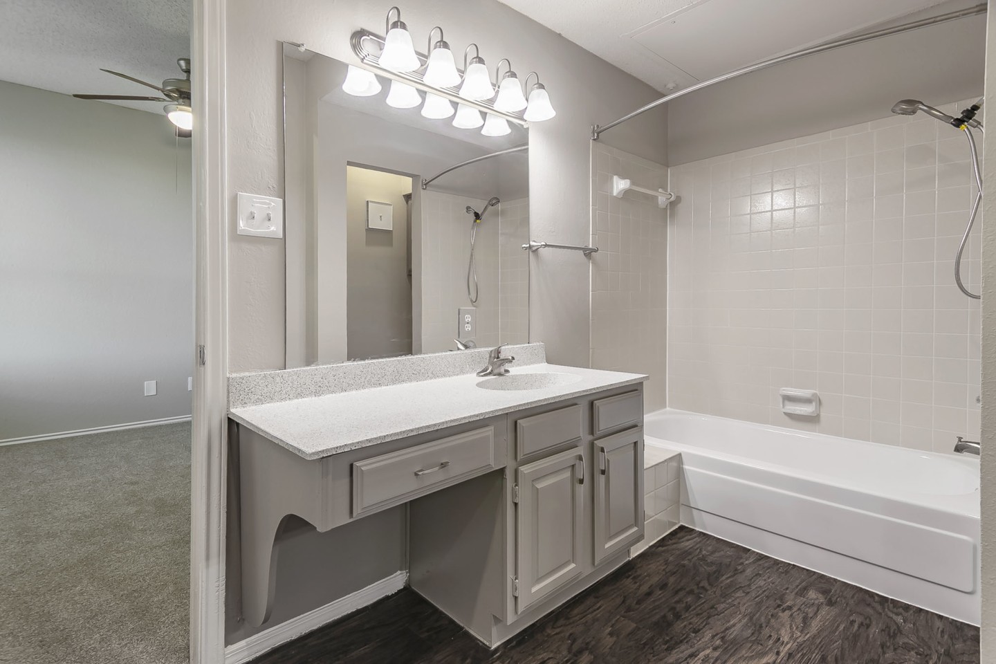 Broadmoor Villa Image 20