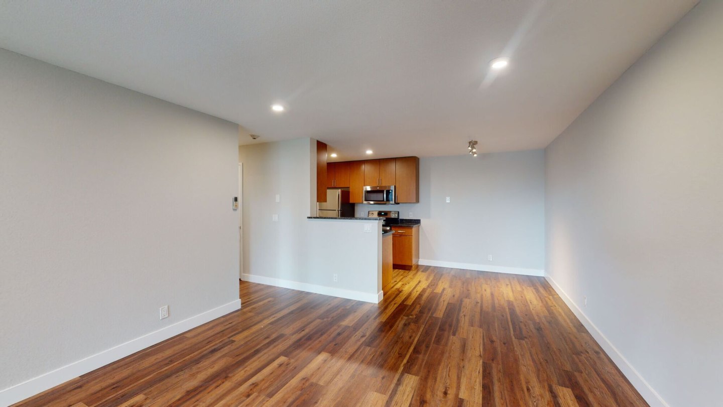 Park Central Apartments Image 2