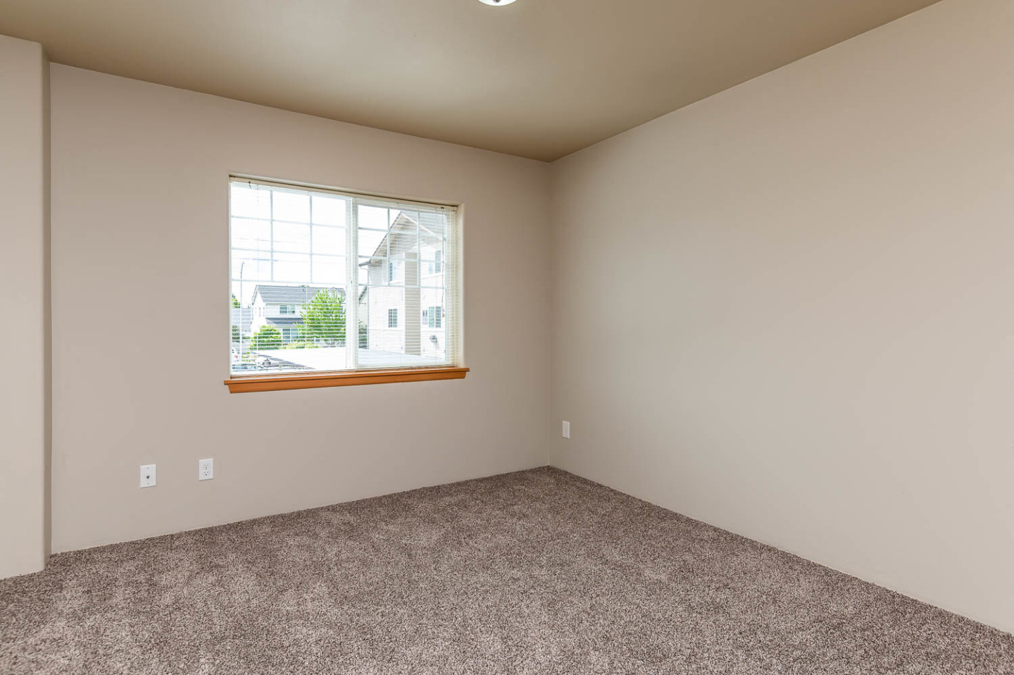 Meadow View Image 12