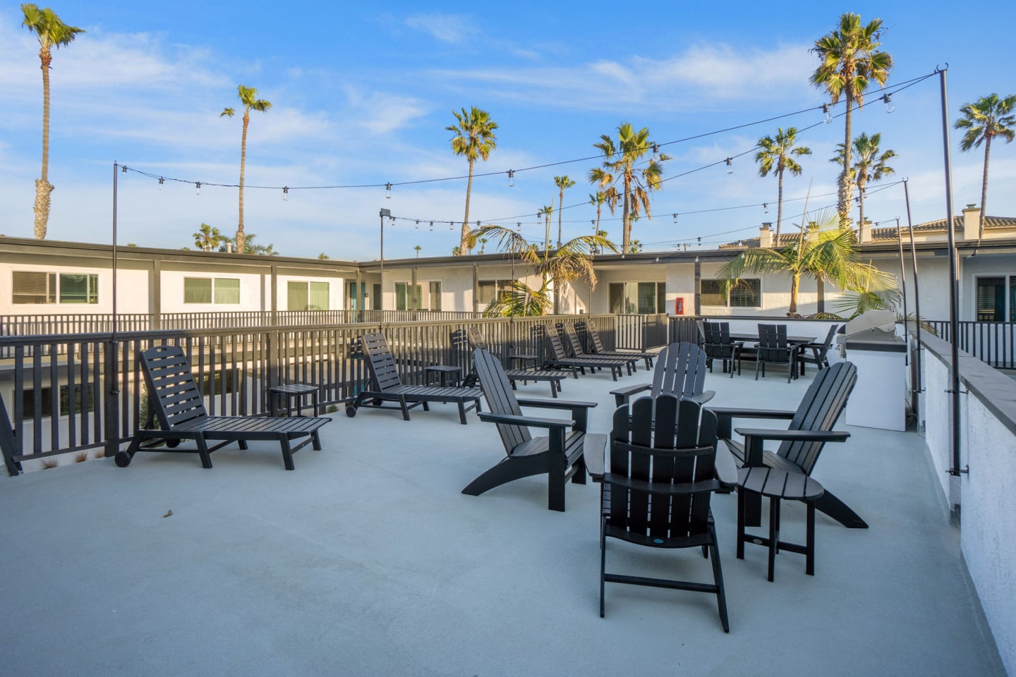Ocean Breeze Terrace Image 52