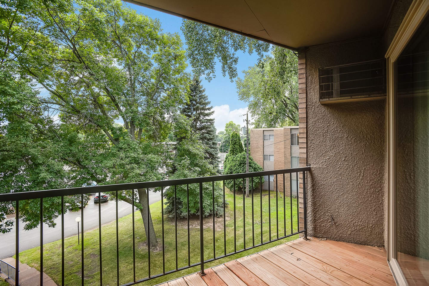 3727 Foss Road Image 17